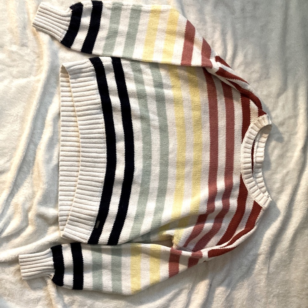 Good condition sweater from hoister